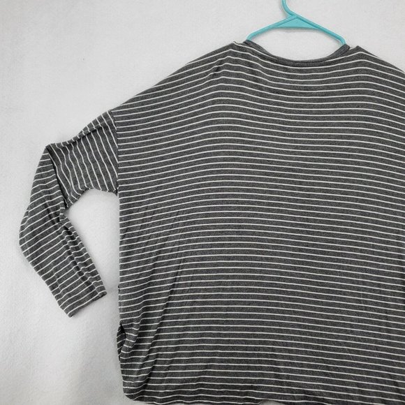 AMERICAN EAGLE Shirt Women's Long Sleeve V-Neck Striped Gray Large - Picture 11 of 12